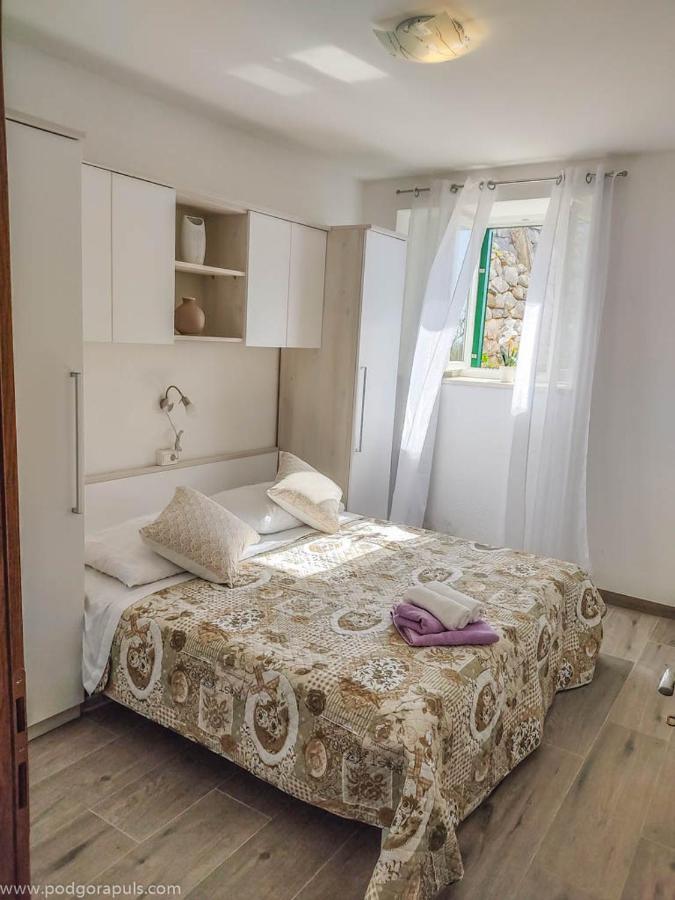 Apartman Krzenic With Sea View Podgora Exterior photo